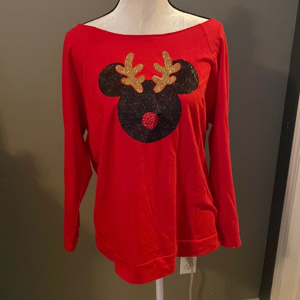 XL off the shoulder Mickey Christmas top